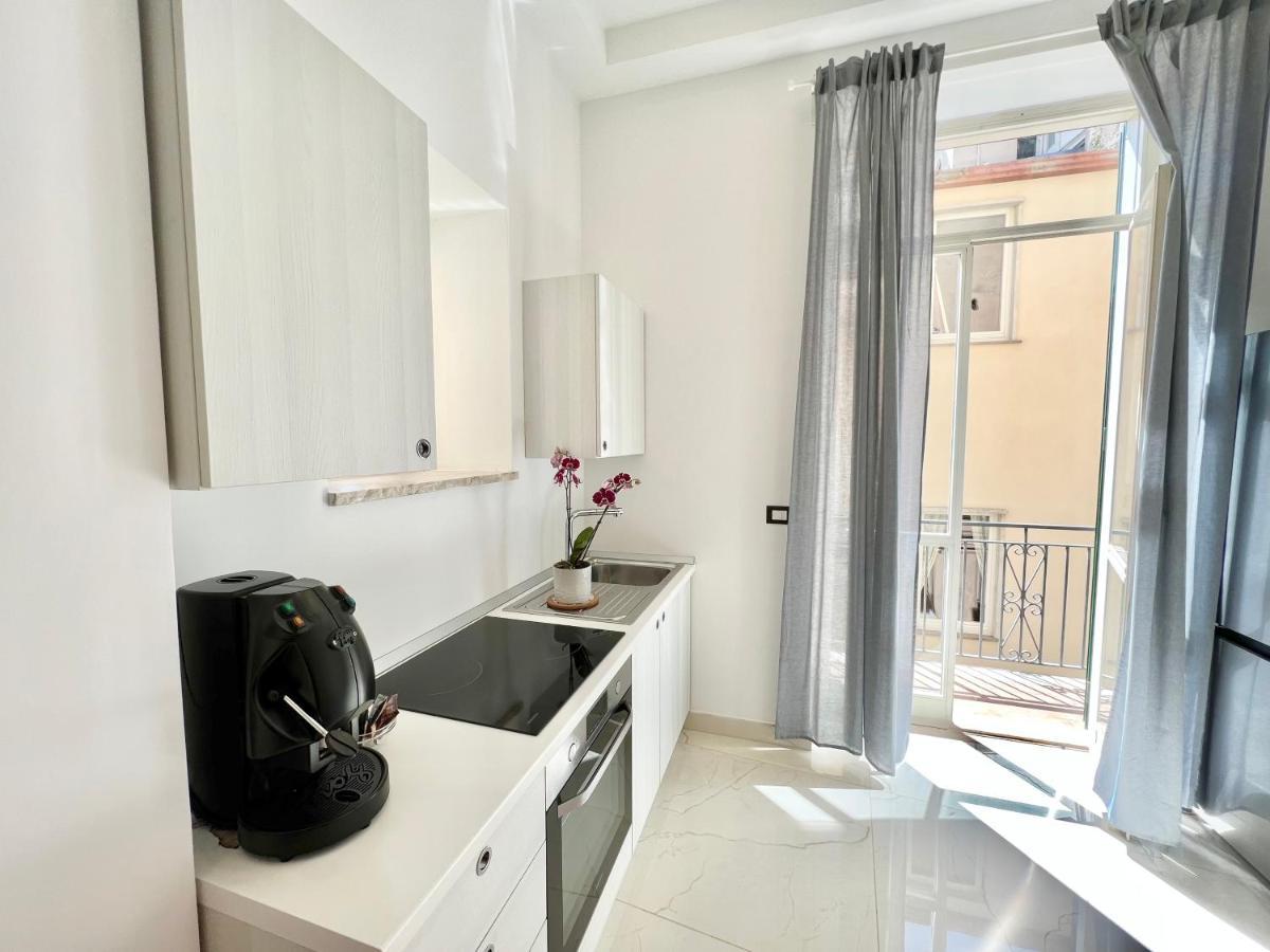 Lei Luxury Apartment Maiori Bagian luar foto